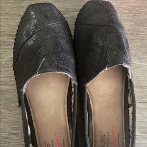 Used Sketchers Shoes